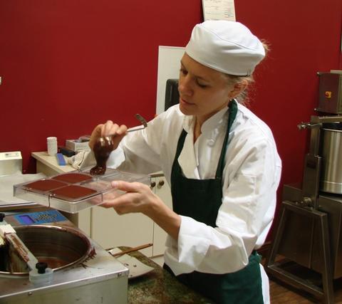 Bean to Bar Chocolate Maker: Castronovo Chocolate