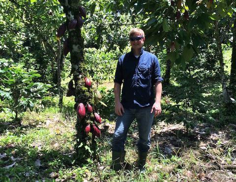 Bean to Bar Chocolate Maker: Pitch Dark Chocolate